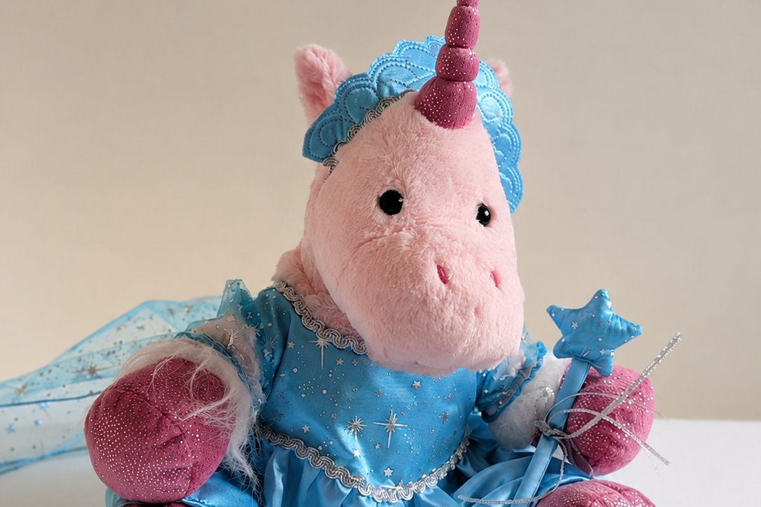 peluche licorne rose tenue princesse bleue souhée